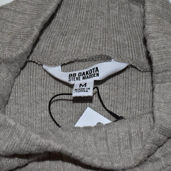 BB Dakota Steve Madden Melt Mountain Mock Neck Long Sleeve Sweater Dress Size M - Picture 5 of 16